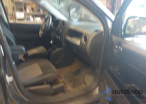 2014 Jeep Compass Sport from USA, damaged, VIN 1C4NJDBB2ED842492